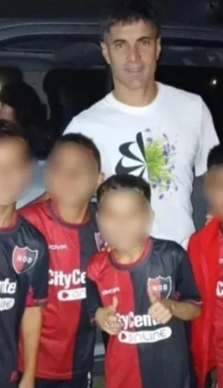 La foto de los niños de Newell's junto a Ignacio Malcorra