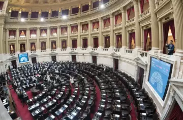 Hubo quórum con la ayuda de tres radicales y Diputados debate mejoras a las jubilaciones