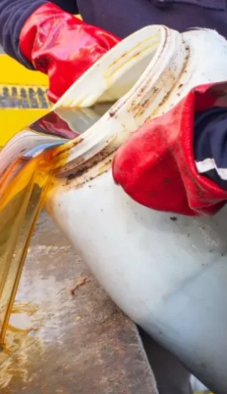 Los comercios gastronómicos son los que más generan aceite vegetal usado que puede ser recuperado para el biodiésel de segunda generación.