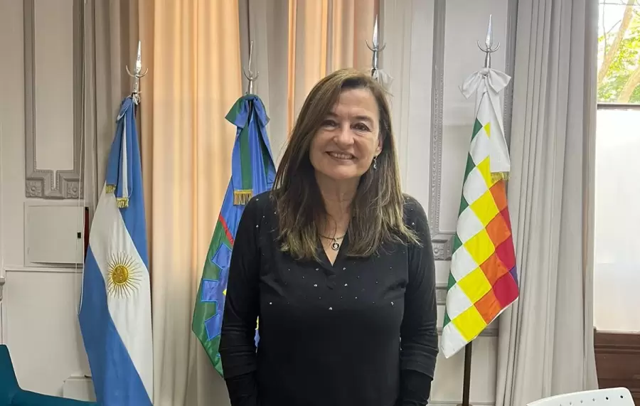 Estela Díaz, Ministra de Mujeres bonaerense