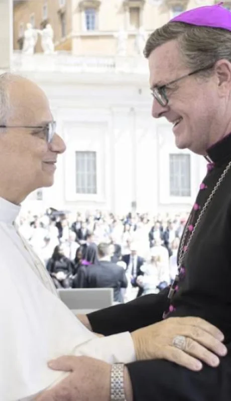 Parece que el pontífice está interesado en lograr una relación más fluida con la iglesia de Argentina.