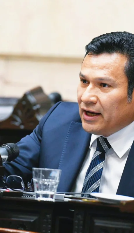 El diputado Osvaldo Llanca filo defiende una reforma amplia del sistema previsional. (Foto: archivo web)