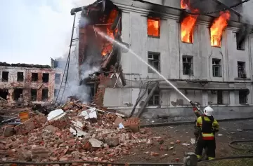 Ataques rusos en Ucrania: Jarkov sufre el bombardeo más intenso de la guerra