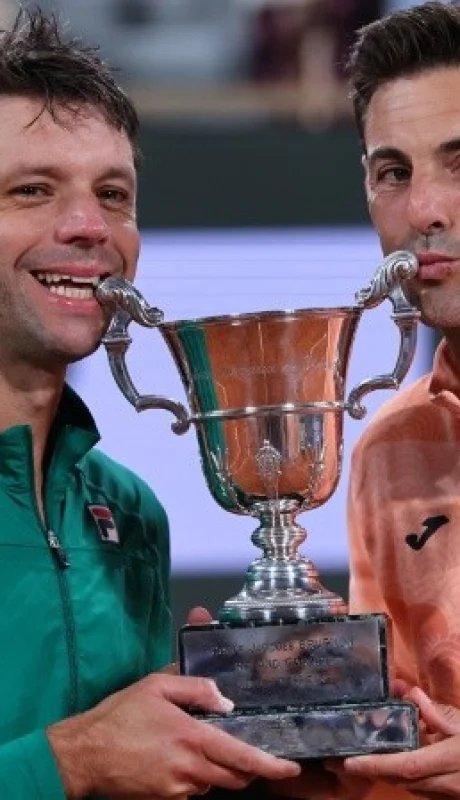 Horacio Zeballos ganó Roland Garros junto a Marcel Granollers