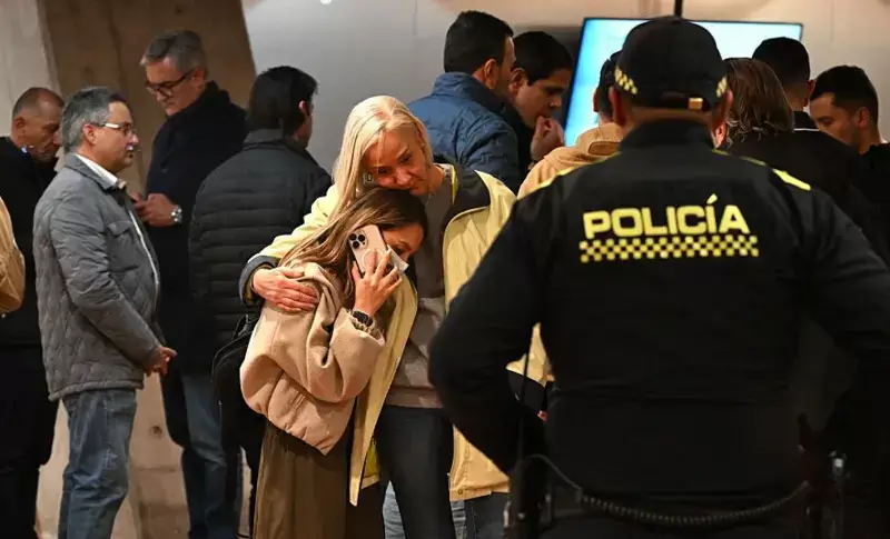 La esposa espera noticias en el hospital