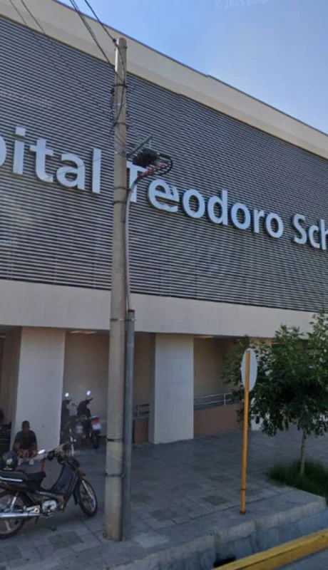 San Rafael: dos hermanitos cayeron a una pileta y están graves en terapia intensiva