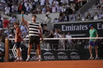 Carlos Alcaraz conquista Roland Garros 2025 en una final épica ante Jannik Sinner