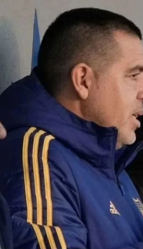 Riquelme se juntará con Paredes.