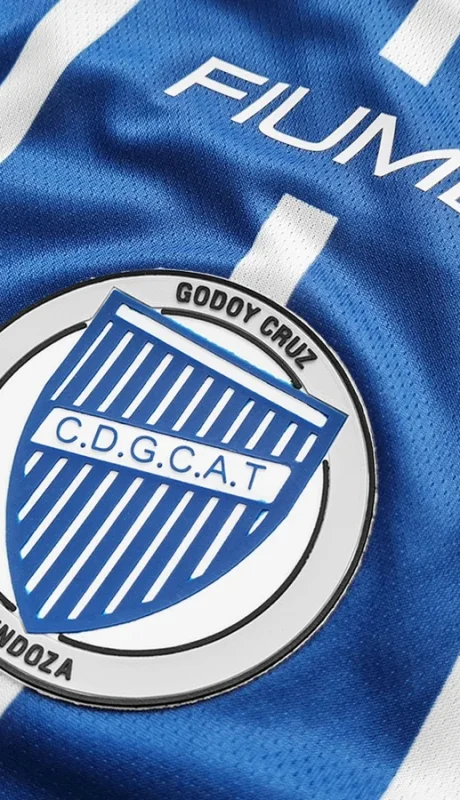 Godoy Cruz tiene una nueva casaca.