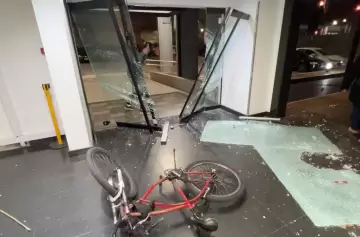 Ataque a TN y eltrece: militantes K ingresaron por la fuerza y causaron destrozos