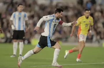 Con la vuelta de Messi a la titularidad, Argentina igualó ante Colombia