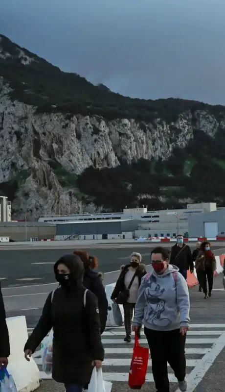 El peñón y sus habitantes habían quedado en una situación económica complicada tras el Brexit.