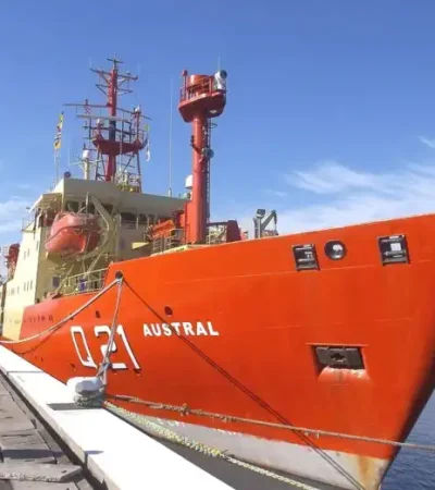 El austral ha sido reacondicionado para cumplir tareas de relevamiento de recursos naturales e impacto ambiental.