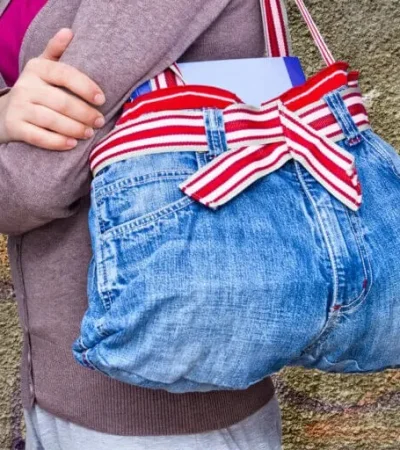 Con un jean viejo podés hacer un elegante bolso