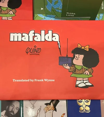 Mafalda en inglés ya se vende en librerías de Nueva York por 18 dólares.