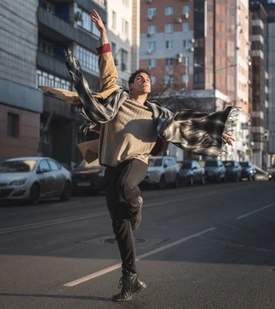 Bailar solo no es solo moverse: el ritual que puede sanarte por dentro.