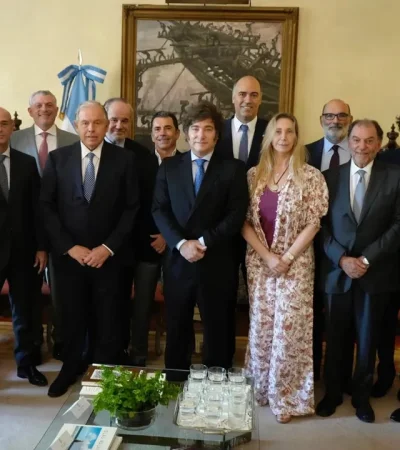 Milei con empresarios en España