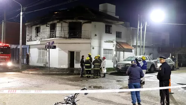 La tragedia provocó cuatro muertos y un herido grave. (Imagen: gentileza LM Neuquén)