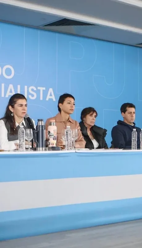 Plenario de dirigentes e intendentes del peronismo. /