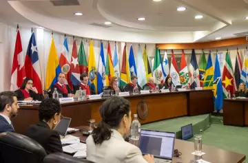 Para ir a instancias internacionales, CFK debe iniciar por organismos regionales