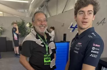 "Hermosa mañana, ¿verdad?": Colapinto y Francella se robaron todas las miradas en Montreal