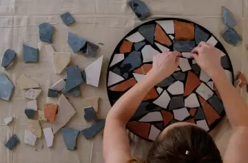 ¡No tirés las cerámicas rotas! Ideas creativas y fáciles para decorar tu casa con recortes