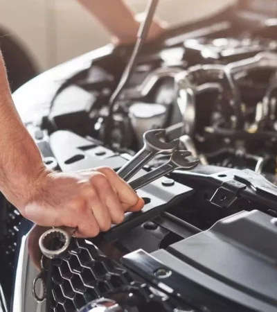 Una pericia mecánica determinó que los problemas eran compatibles con un fuerte impacto que podría ser del traslado de fábrica.