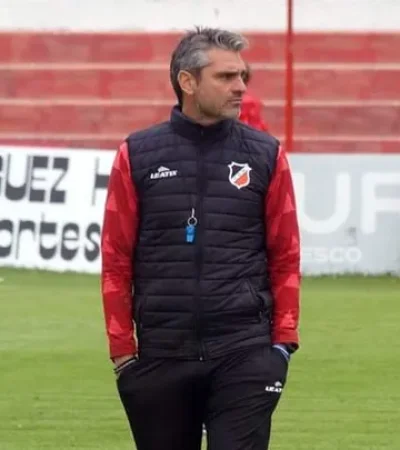 Juan Manuel Sara renunció como DT del Deportivo Maipú.