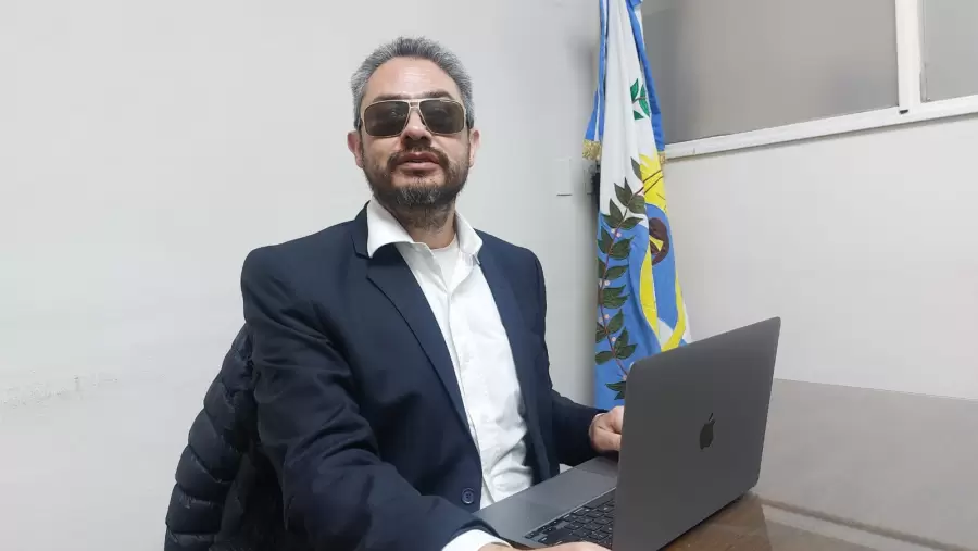 "Existe discriminación por parte de empleadores, de la educación, y hasta de la salud con respecto a las personas con discapacidad" (J. C. González)