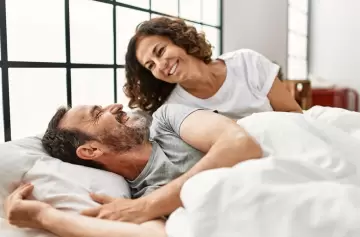 La ciencia lo demuestra: por qué dormir acompañado es bueno para la salud