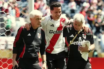 Los insólitos memes por la lesión de Driussi tras anotar el segundo de River