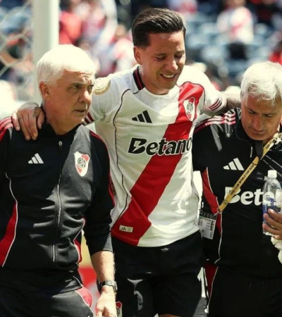 Driussi se retiró llorando del campo. /