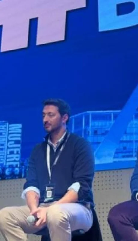 Espert en la UCA, donde insultó a Florencia Kirchner