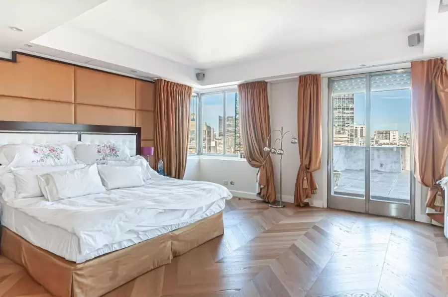 Piso 14 de edificio Kavanagh