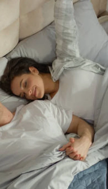 Beneficios de dormir en pareja.
