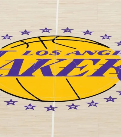 Los Lakers cambian de dueño.