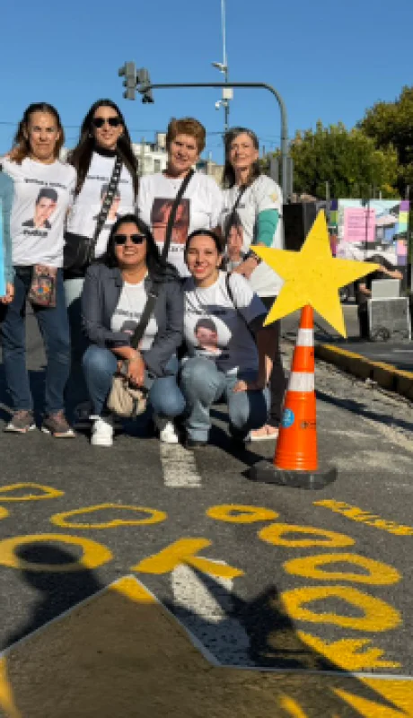 Las estrellas amarillas brindan tanto testimonios como formas de concientizar sobre la prevención de accidentes viales.