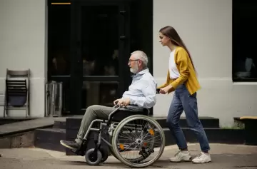 Curatela y tutela en Argentina: cuáles son las diferencias y cómo iniciar el trámite