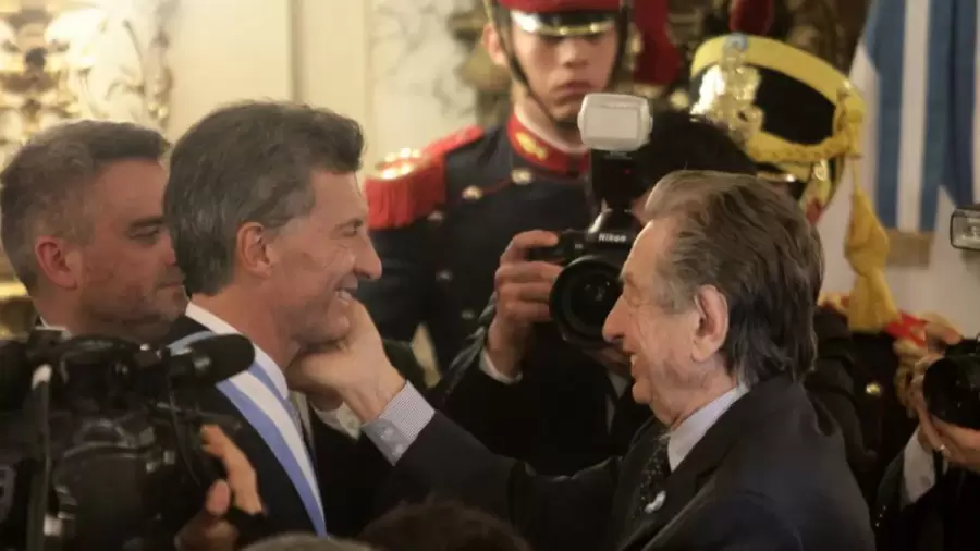 Franco Macri y su hijo Mauricio el 10 de diciembre de 2015