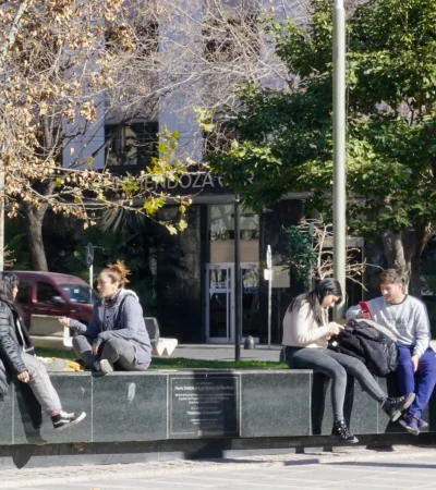 El cambio de temperaturas en Mendoza favoreció al inicio de las vacaciones de invierno 2025.