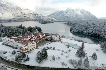 Incertidumbre en la previa de las vacaciones de invierno: destinos locales, en alerta