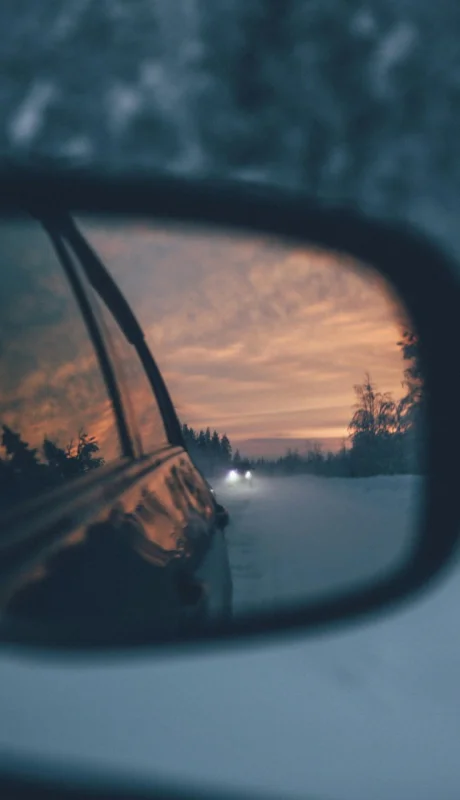 Conducir con nieve o hielo requiere cuidados especiales.