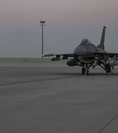 La base de Al Udeid, en Qatar, fue atacada con 10 misiles balísticos.