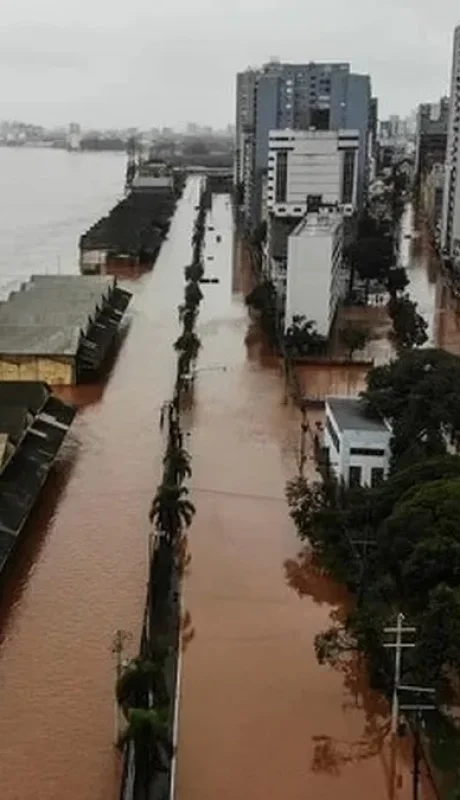 Otra vez se cierne la sombra de terribles inundaciones sobre la urbe brasileña.