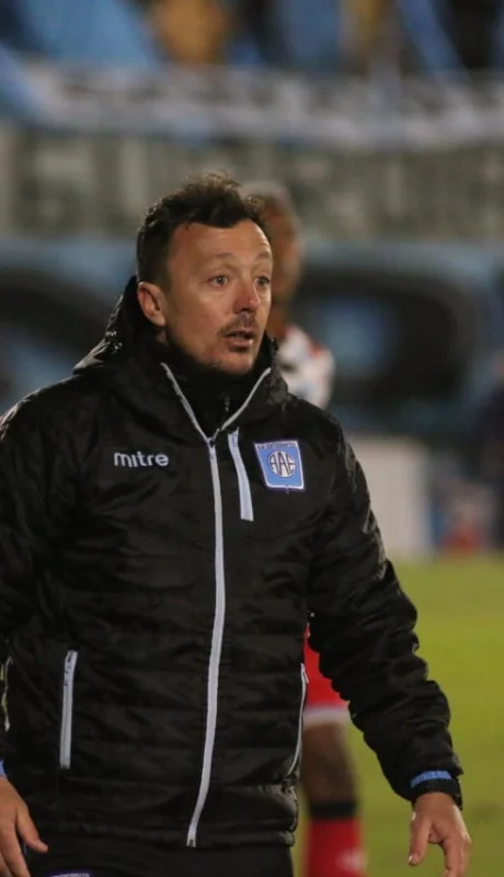 Alexis Matteo es el nuevo entrenador del Deportivo Maipú/ Fuente: Web