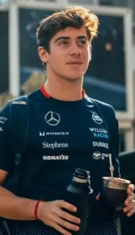 Franco Colapinto y Alpine saludaron a Messi y Riquelme.