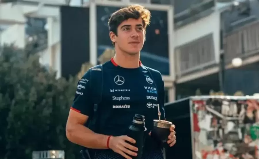 Franco Colapinto y Alpine saludaron a Messi y Riquelme.