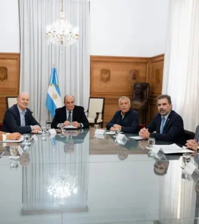El primer encuentro del Consejo de Mayo, encabezado por el jefe de Gabinete. (Foto: archivo web)