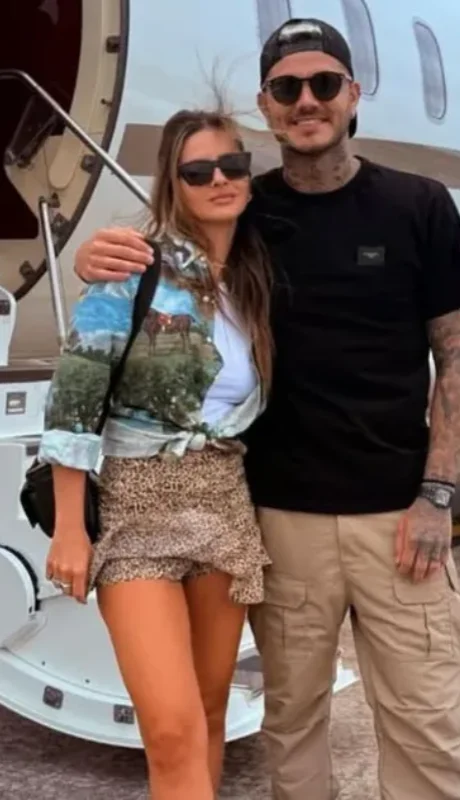 La pareja busca mantener un bajo perfil en medio de rumores, pero todo indica que su relación sigue firme.