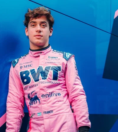 La nueva vestimenta que usarán los pilotos de Alpine en Austria.